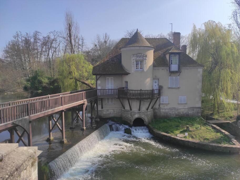 Gite Les Petites Bruyeres Veneux-les-Sablons エクステリア 写真